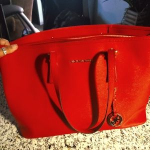 ❤ Beautiful red Micheal Kors purse